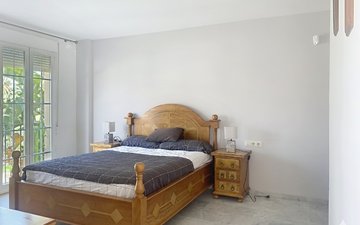 Property slide 20