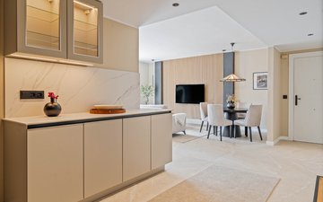 Property slide 10
