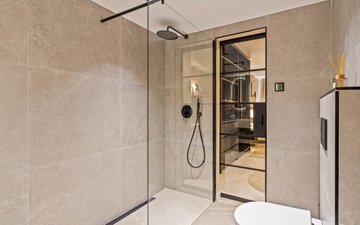 Property slide 21