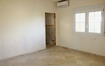 Property slide 23