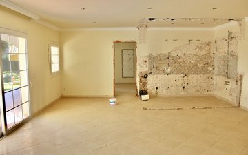 Property slide 25