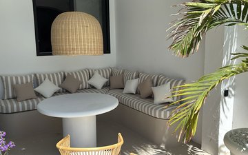 Property slide 10
