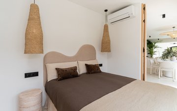 Property slide 40