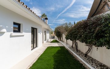 Property slide 55