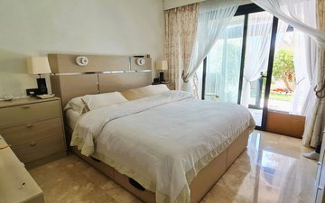 Property slide 10