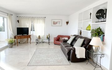 Property slide 15