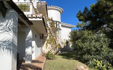 Property slide 40
