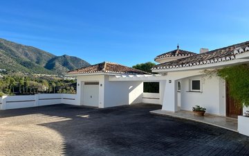 Property slide 43