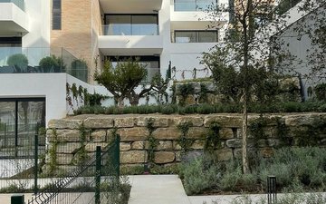 Property slide 23