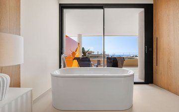 Property slide 18