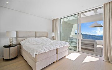 Property slide 17