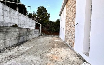 Property slide 34