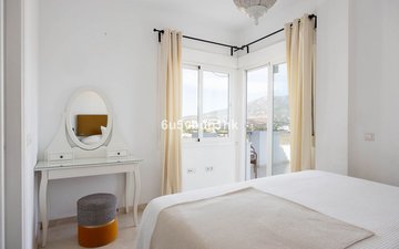 Property slide 25