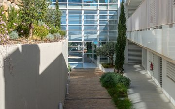 Property slide 18