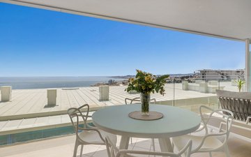 Property slide 32