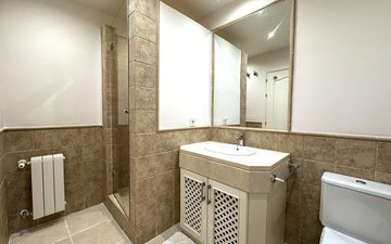 Property slide 16