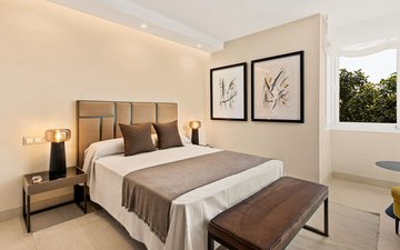 Property slide 20
