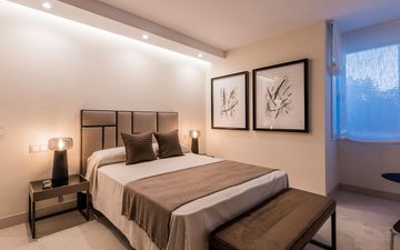 Property slide 21