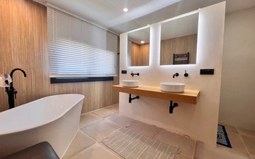 Property slide 17