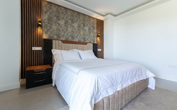 Property slide 28