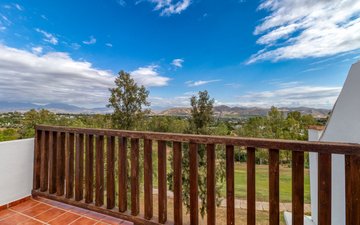 Property slide 21