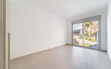 Property slide 19