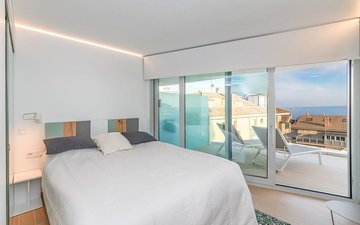 Property slide 10