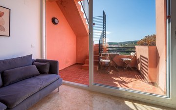 Property slide 18