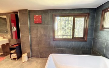 Property slide 27