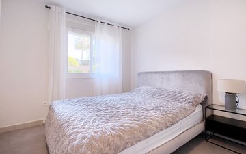 Property slide 14