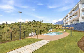Property slide 10