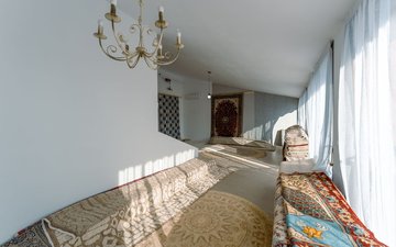 Property slide 10