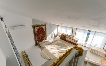 Property slide 14