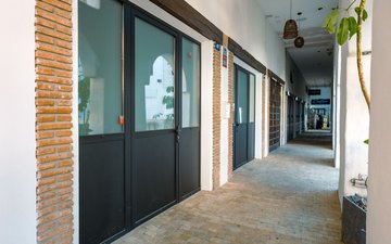 Property slide 21