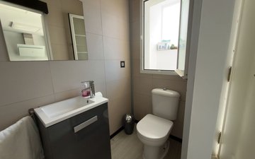 Property slide 7