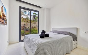 Property slide 10