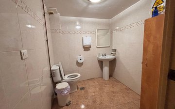 Property slide 14
