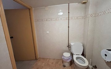 Property slide 16