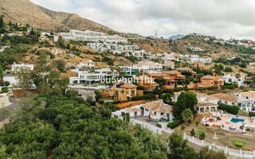 Property slide 35