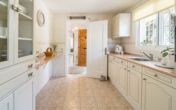 Property slide 14
