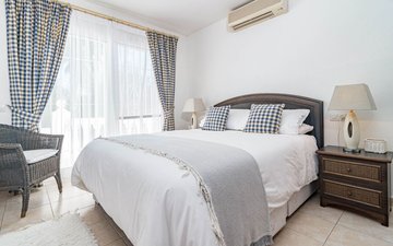 Property slide 17