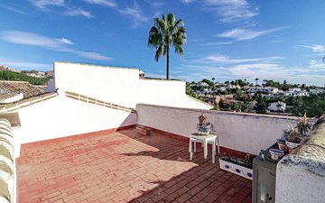 Property slide 40