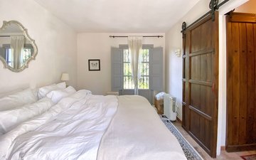 Property slide 28