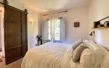 Property slide 33