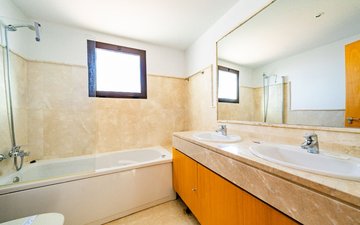 Property slide 21