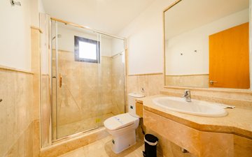 Property slide 22