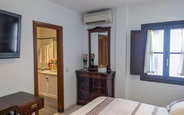 Property slide 24