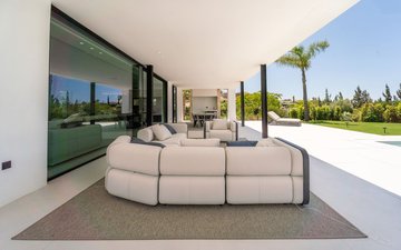 Property slide 10