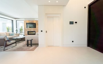 Property slide 32