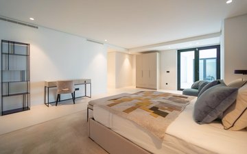 Property slide 75